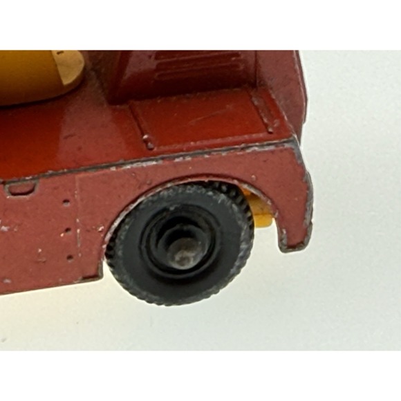 Vintage Matchbox Lesney Superfast - #42 Iron Fairy Crane 1969 - Red & Working - Picture 6 of 7